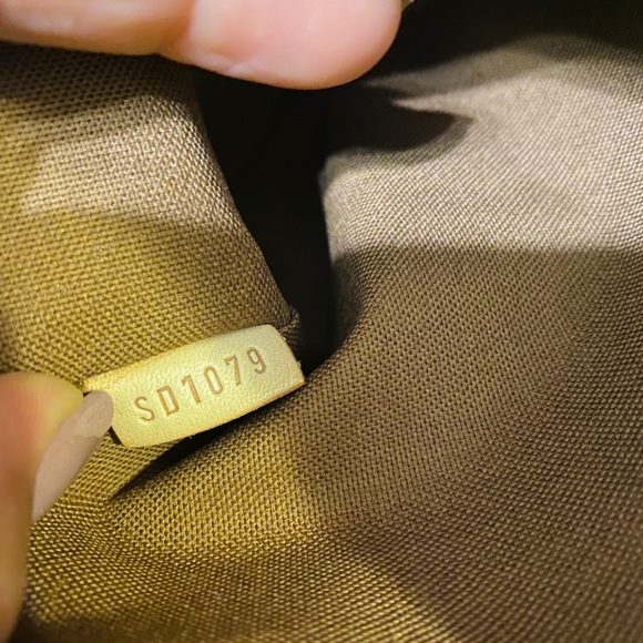 Authentic Louis Vuitton Palermo monogram - Picture 7 of 8